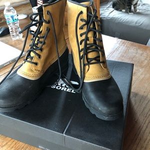 Women’s Sorel Boots Size 8.5